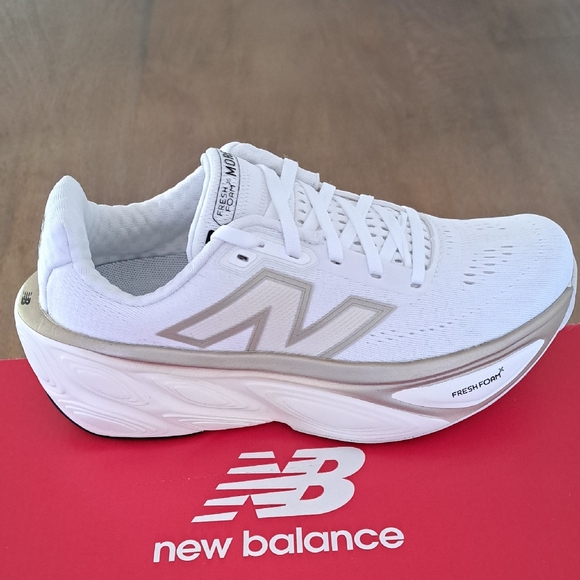 New Balance Shoes - New Balance Fresh Foam x More V5 Sneaker - Color: White - Size: Women 6.5